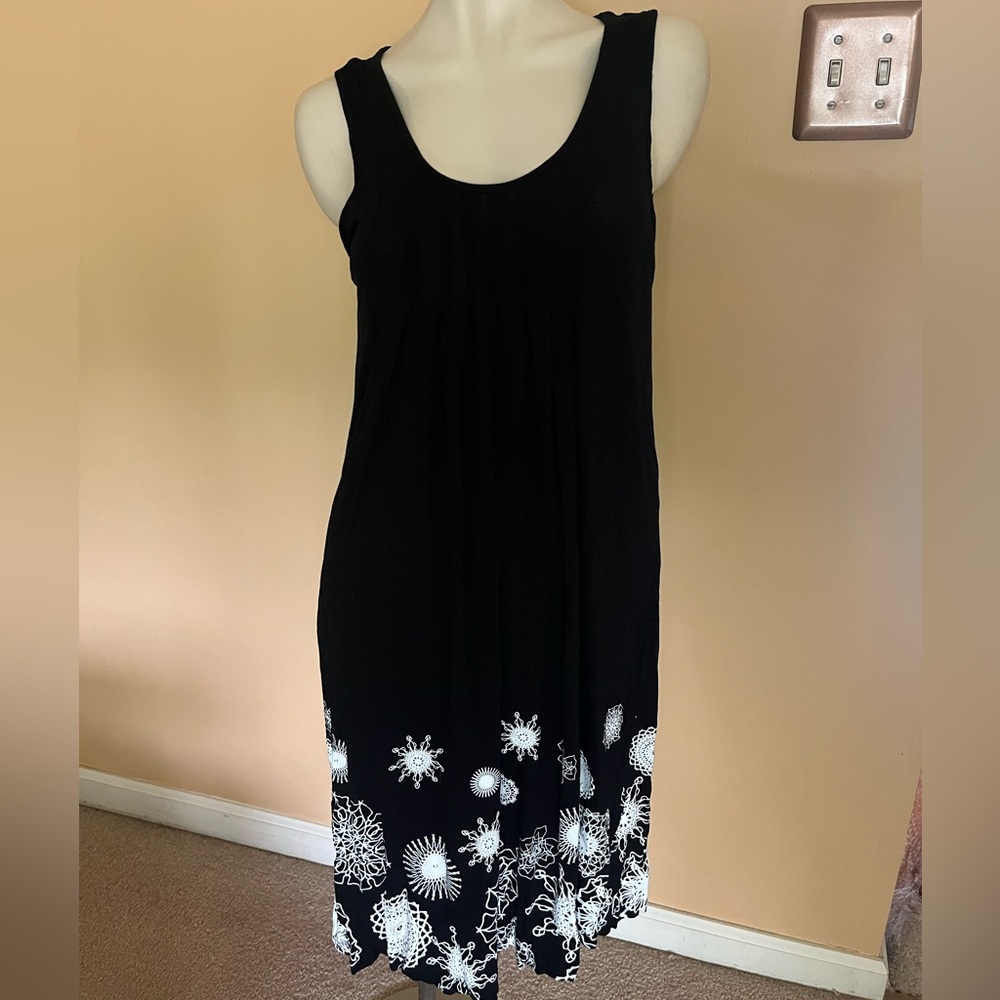 Sleeveless Printed Dress